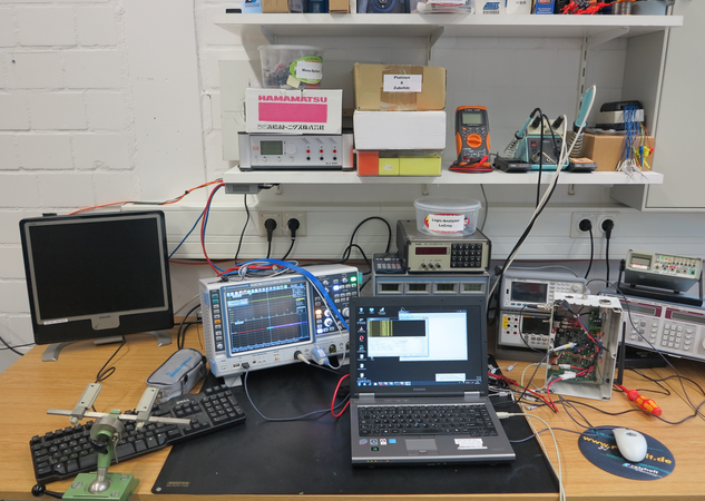 Electronic laboratory 