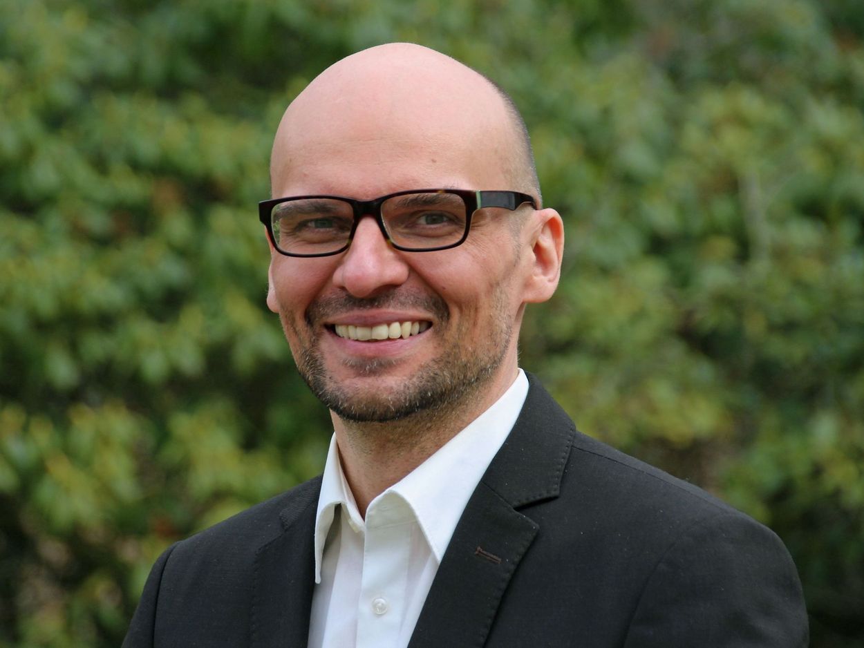 Dr. Prof. Christian Hundt
