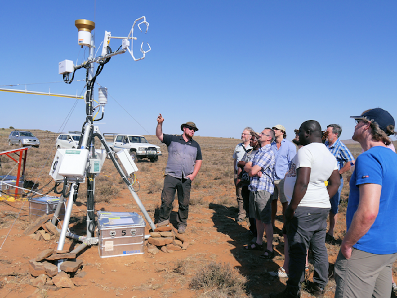 Setting up an eddy-covariance tower for the measurement of carbon dioxide and water vapor fluxes at a pasture site near Middelburg, Eastern Cape, Karoo, South Africa