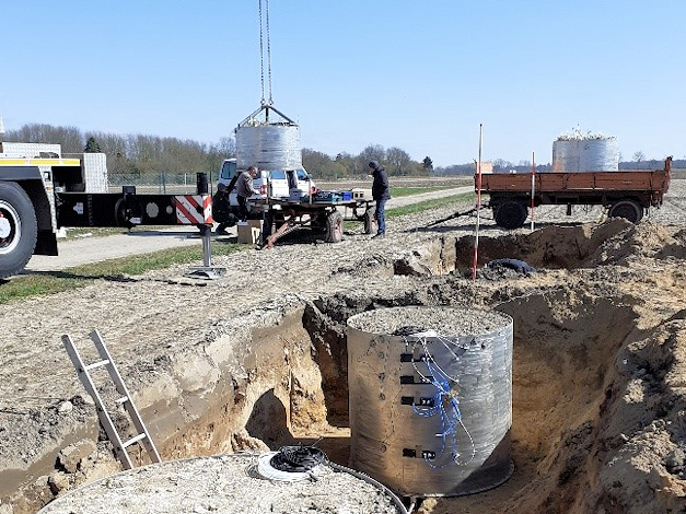 Das Kleinparzellen-Experiment, mit 2 Quadratmeter großen ungestörten Bodensäulen aus den DASIM-Flächen in Rotthalmünster und Fuhrberg wird vorbereitet.