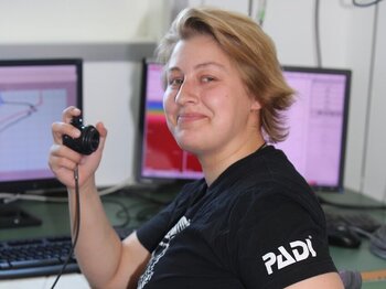 Portrait von Jenny Bogun.