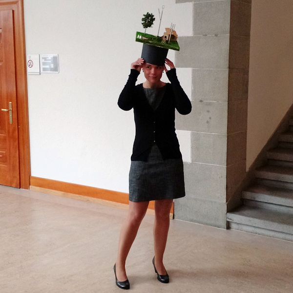 Miriam Hurkuck mit Doktorhut