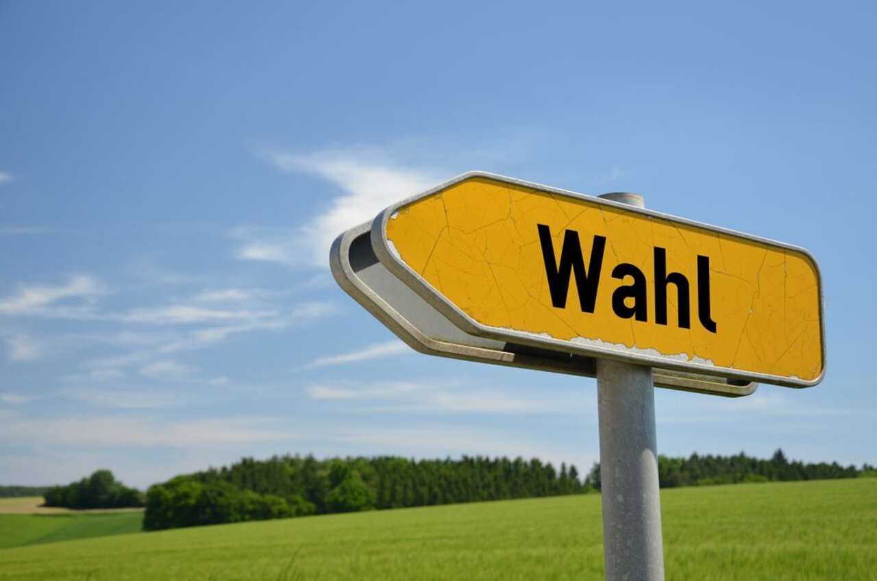 Wegweiser "Wahl"