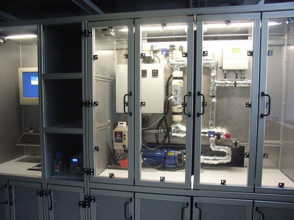 Kontinuierlicher Trickle-Bett-Reaktor