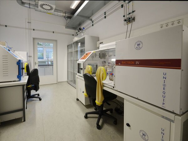 Click to zoom image Lab B3 – anaerobic technology