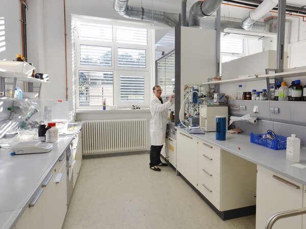 Click to zoom image Lab C5 – polymer chemistry