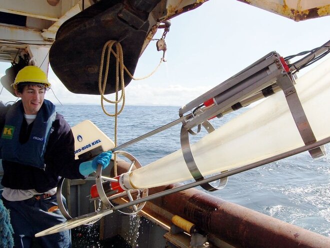 high speed plankton sampler in action
