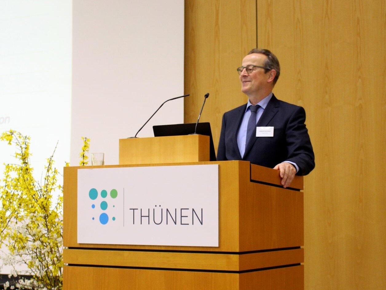 Prof. Dr. Folkhard Isermeyer am Rednerpult