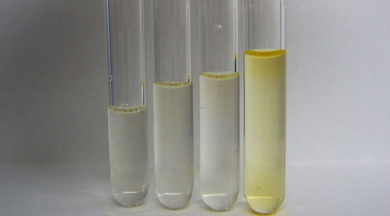 Destillate nach Hydrocracking von Pyrolyseöl