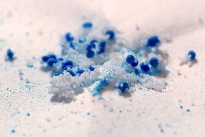 Mikroplastik (weiß)