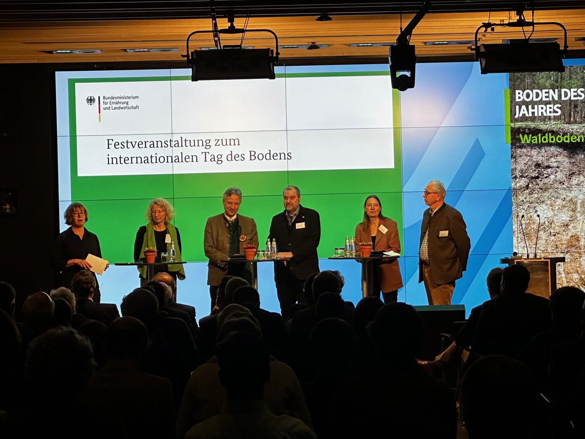 Podiumsdiskussion auf der Festveranstaltung Boden des Jahres 2024 im BMEL am 5.12.2023