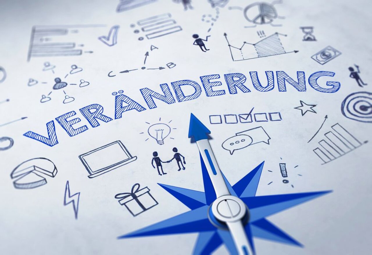 Längsschnittdaten eignen sich besonders zur Erfassung von Stabilität und Wandel in Lebensverhältnissen (Longitudinal survey data lends itself to studying stability and change in living conditions) Längsschnittdaten eignen sich besonders zur Erfassung