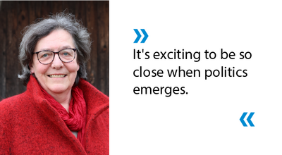 Portrait of Petra Raue and the quoted text: "It's exciting to be so close when politics emerges."
