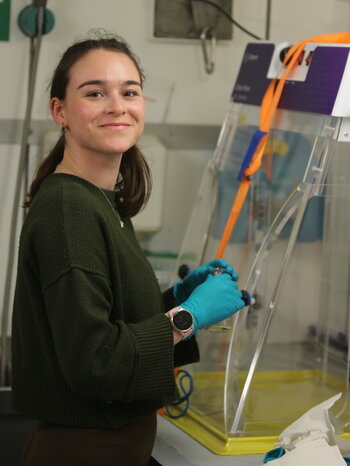 Portrait von Ina Becker.