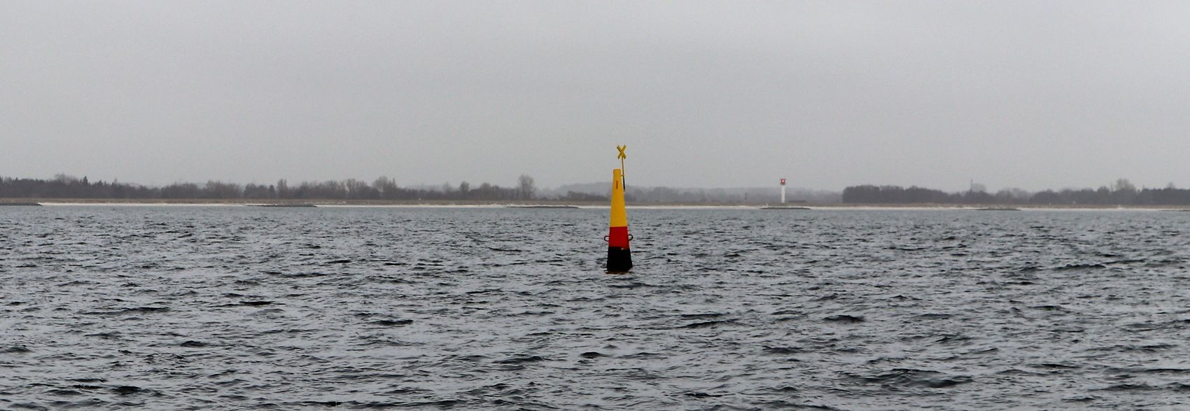 Seegebiet Kolberger Heide in der Kieler Bucht mit Sperrgebietsmarkierung